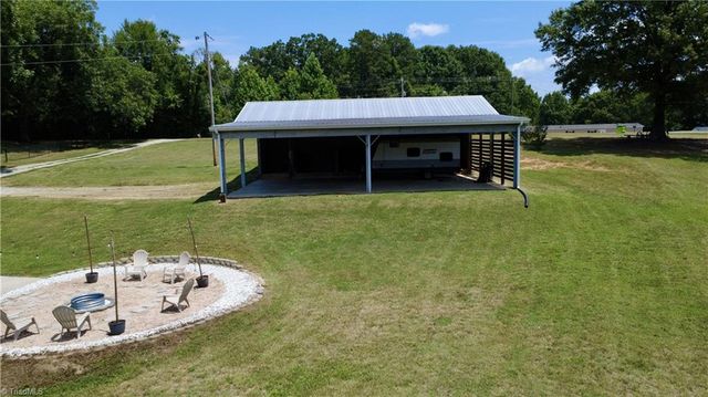 2935 Boones Cave Road, Lexington, NC 27295