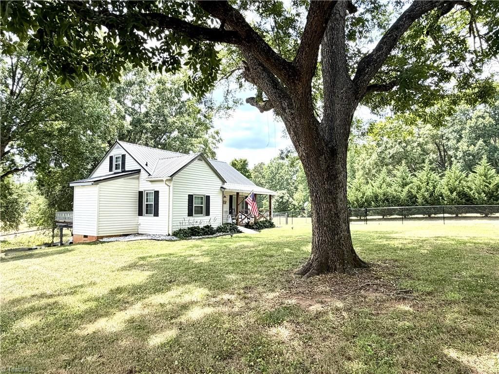 2935 Boones Cave Road, Lexington, NC 27295