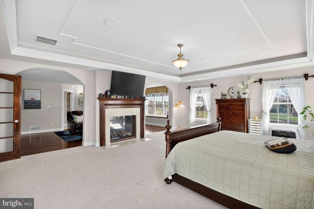 207 EMERALD LN, Mullica Hill, NJ 08062