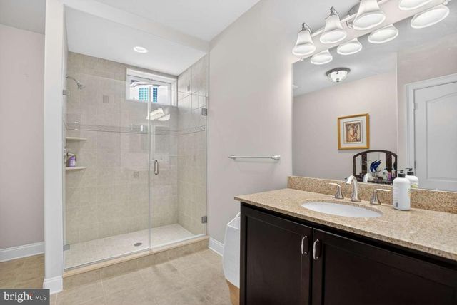 207 EMERALD LN, Mullica Hill, NJ 08062