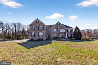 207 EMERALD LN, Mullica Hill, NJ 08062