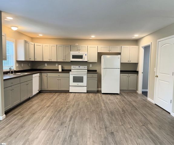 142 Burns Hill Road, Liberty, SC 29657