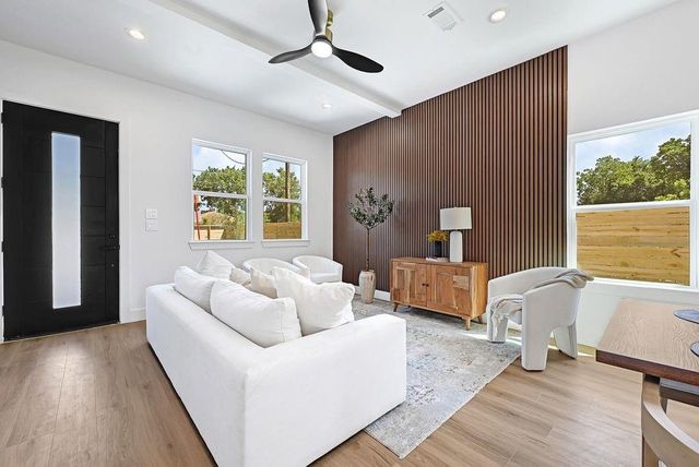 6726 Dumble Street A, Houston, TX 77021