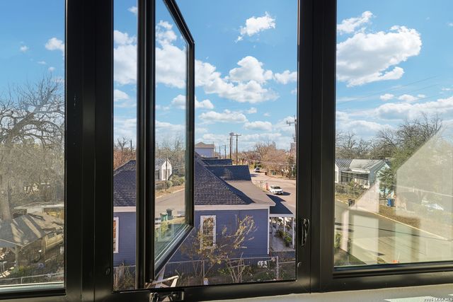 1512 Wyoming A, San Antonio, TX 78203