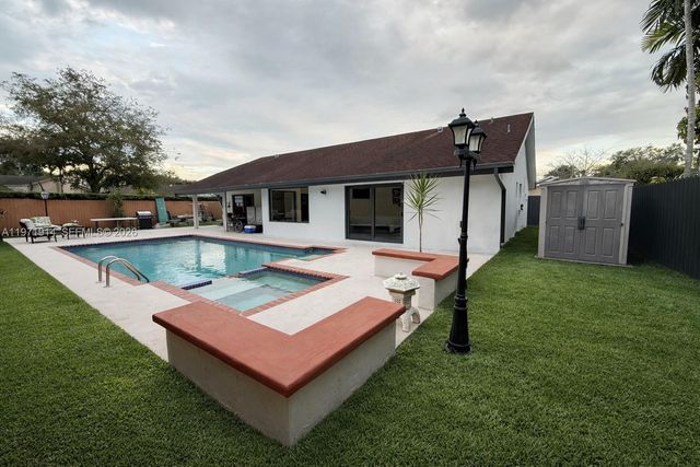 13253 SW 96th Ter 0, Miami, FL 33186