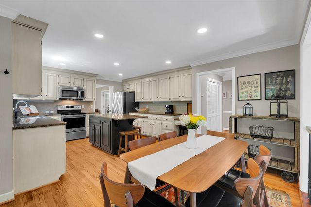 22 Ashwicke Lane, Greenville, SC 29615