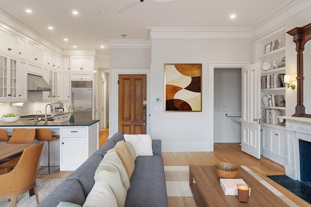 64 Commonwealth Ave 5, Boston, MA 02116