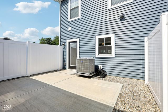 19427 Grassy Branch Road, Westfield, IN 46074