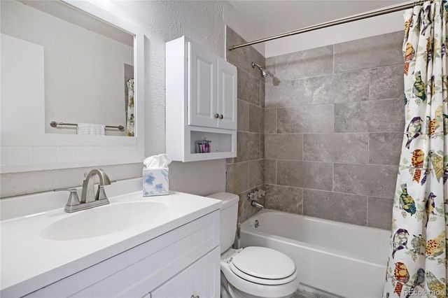 19662 E Purdue Circle, Aurora, CO 80013