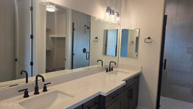2301 N Shannon Way, Mesa, AZ 85215