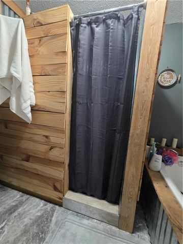 176 Runyon Loop, Cedartown, GA 30125