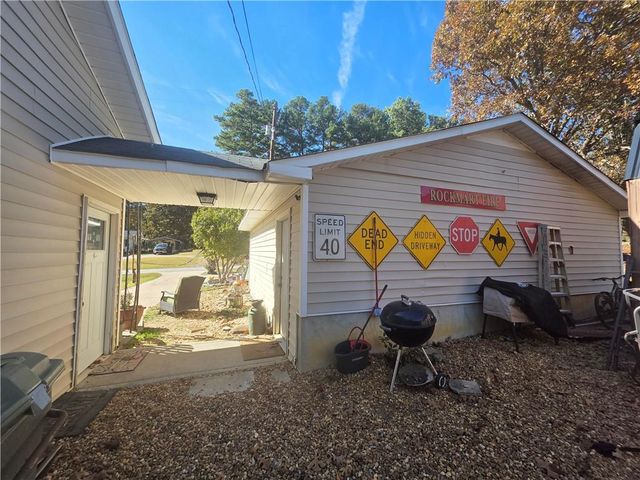 176 Runyon Loop, Cedartown, GA 30125