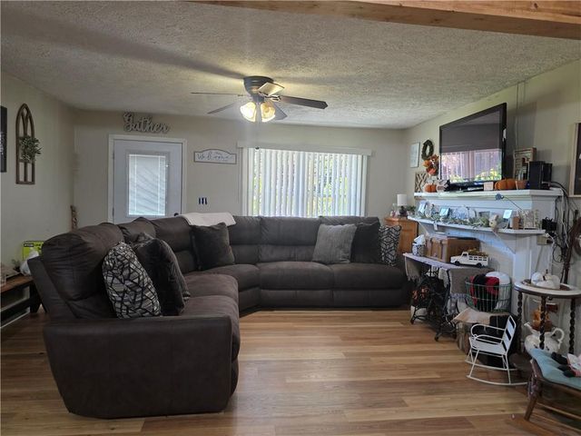 176 Runyon Loop, Cedartown, GA 30125