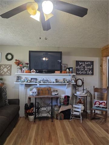 176 Runyon Loop, Cedartown, GA 30125