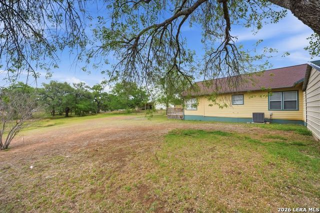 604 Schneider, Poth, TX 78147