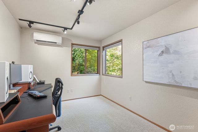 19816 233rd Avenue NE, Woodinville, WA 98077