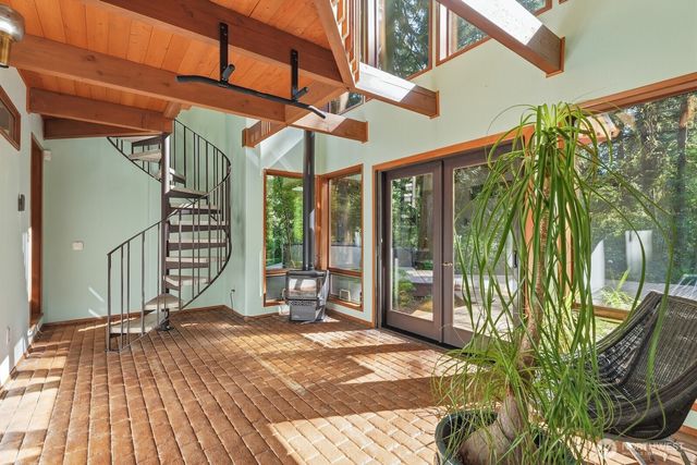 19816 233rd Avenue NE, Woodinville, WA 98077