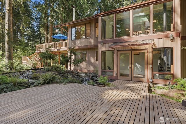 19816 233rd Avenue NE, Woodinville, WA 98077