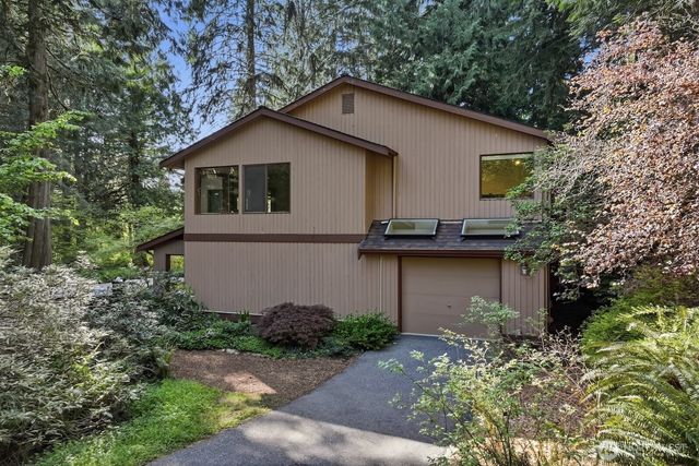 19816 233rd Avenue NE, Woodinville, WA 98077