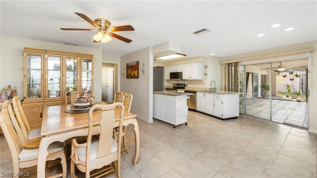 3804 SE 10th PL, Cape Coral, FL 33904