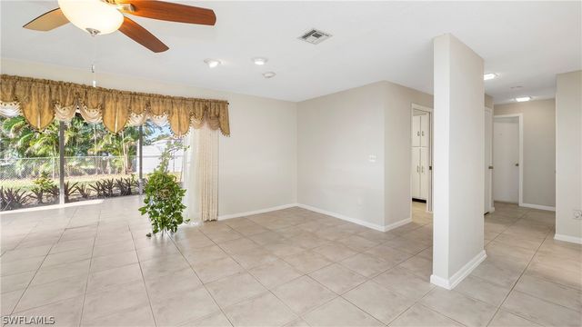 3804 SE 10th PL, Cape Coral, FL 33904