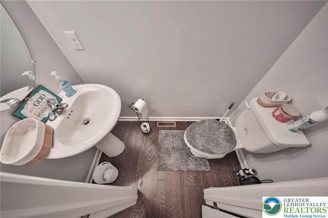 4329 Beech Drive, Lower Nazareth Twp, PA 18064