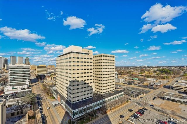 1502 S Boulder Avenue 17M, Tulsa, OK 74119