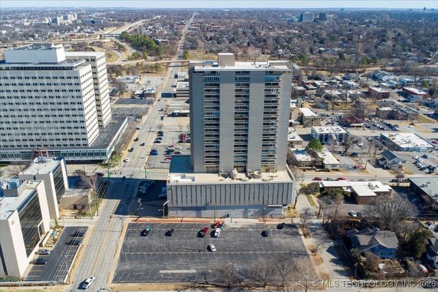 1502 S Boulder Avenue 17M, Tulsa, OK 74119