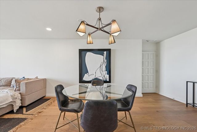 1502 S Boulder Avenue 17M, Tulsa, OK 74119