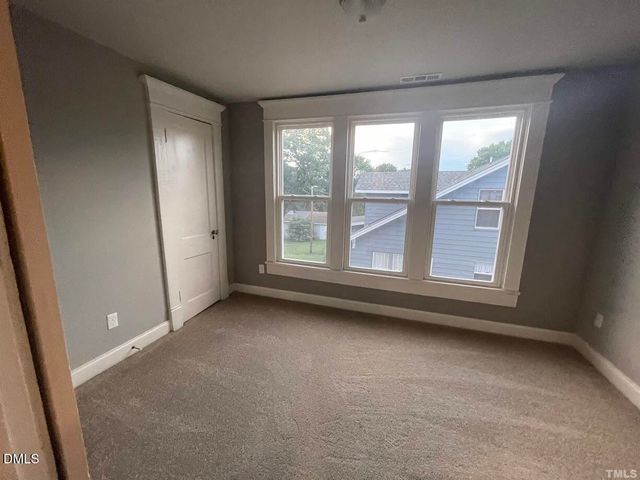 307 E 5th Street, Burlington, NC 27215