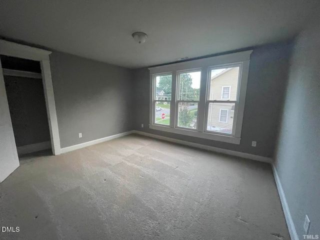 307 E 5th Street, Burlington, NC 27215