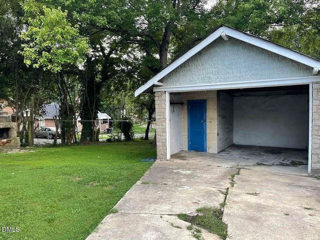 307 E 5th Street, Burlington, NC 27215