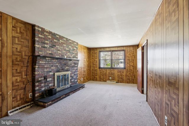 15 WRIGHT LOOP, Williamstown, NJ 08094