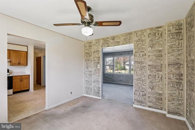 15 WRIGHT LOOP, Williamstown, NJ 08094