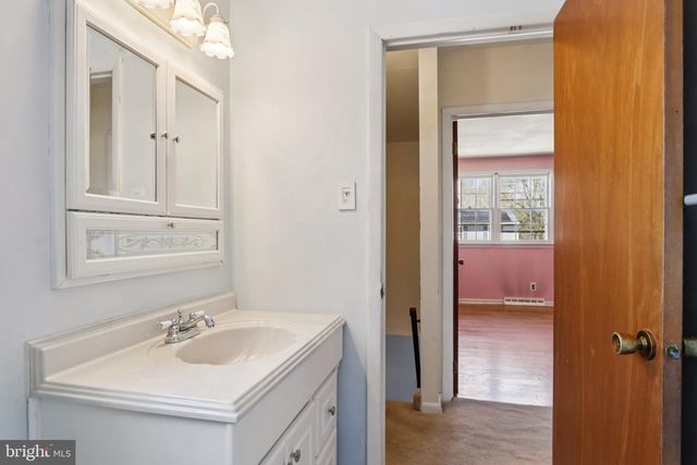 15 WRIGHT LOOP, Williamstown, NJ 08094
