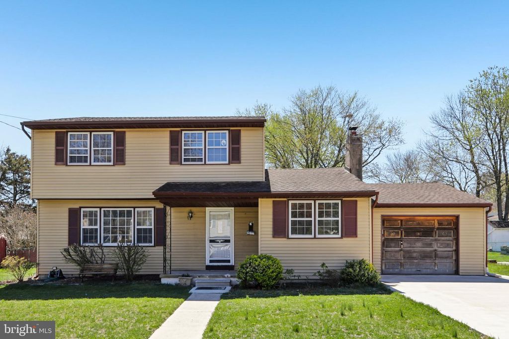 15 WRIGHT LOOP, Williamstown, NJ 08094
