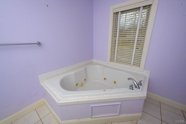 425 Harvest Court, Lynchburg, VA 24502