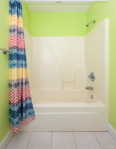 425 Harvest Court, Lynchburg, VA 24502