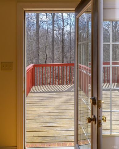 425 Harvest Court, Lynchburg, VA 24502