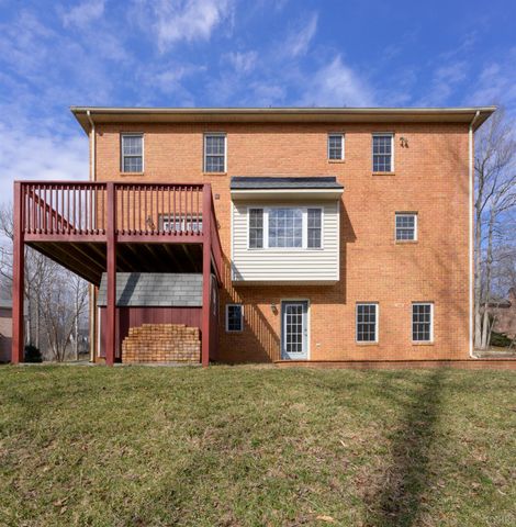 425 Harvest Court, Lynchburg, VA 24502
