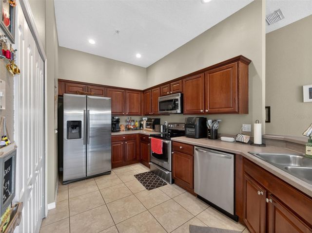 2811 SAN JACINTO CIRCLE, Sanford, FL 32771