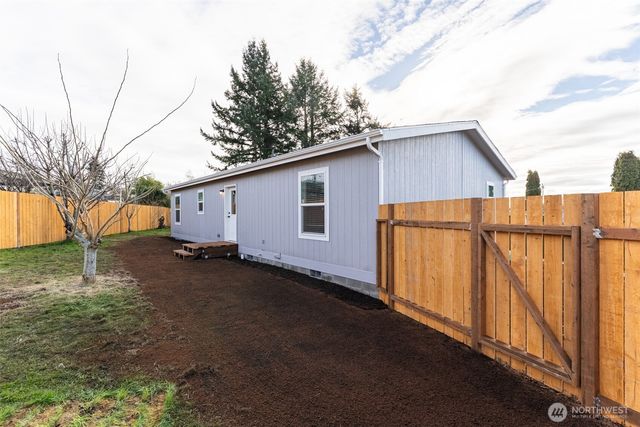 8416 Donald Way, Blaine, WA 98230