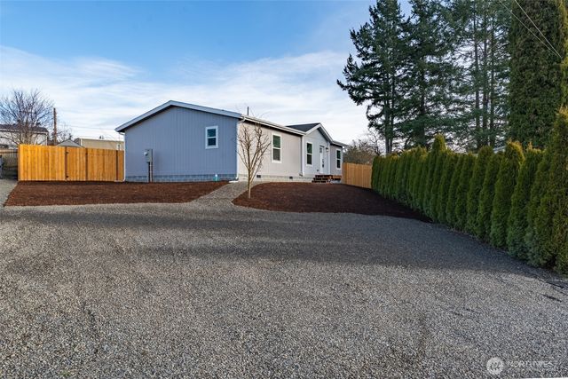 8416 Donald Way, Blaine, WA 98230