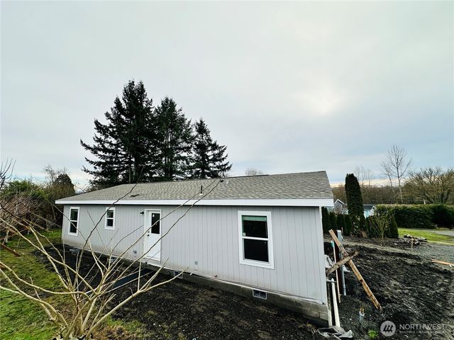 8416 Donald Way, Blaine, WA 98230