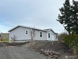 8416 Donald Way, Blaine, WA 98230