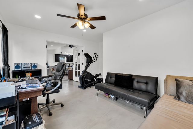 1382 Forest Lane, Catoosa, OK 74015