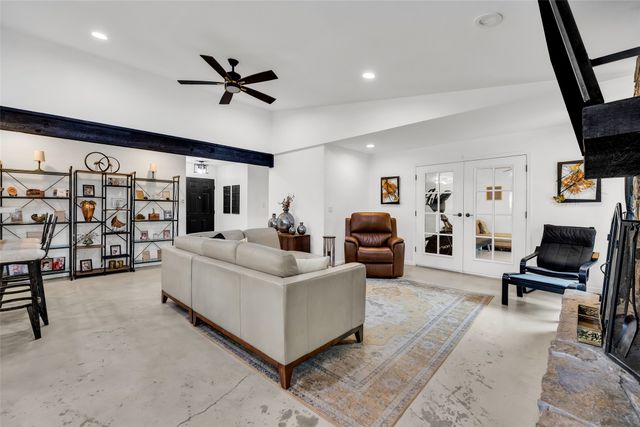 1382 Forest Lane, Catoosa, OK 74015
