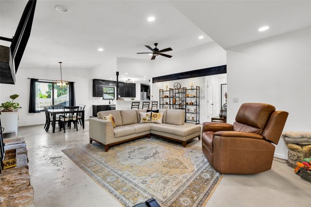 1382 Forest Lane, Catoosa, OK 74015
