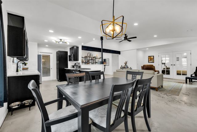 1382 Forest Lane, Catoosa, OK 74015