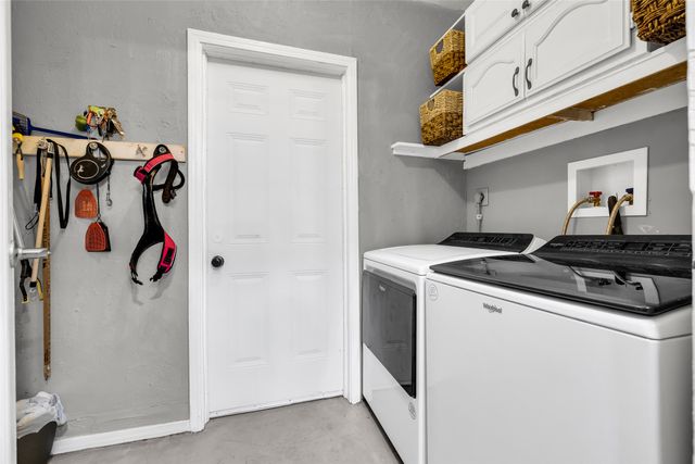 1382 Forest Lane, Catoosa, OK 74015